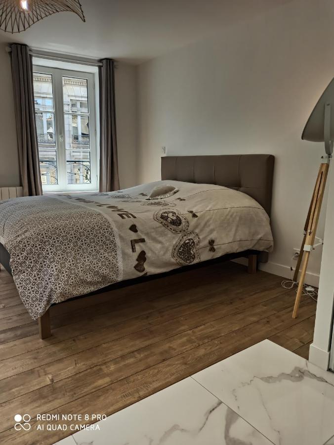 Triplex 110 M2 Centre Historique Avec Jacuzzi Dinan Apartment Bagian luar foto