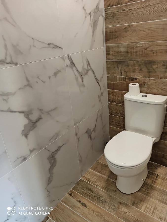 Triplex 110 M2 Centre Historique Avec Jacuzzi Dinan Apartment Bagian luar foto